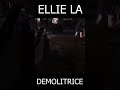 Ellie usa per la prima volta la bomba di chiodi shorts viral thelastofus pc