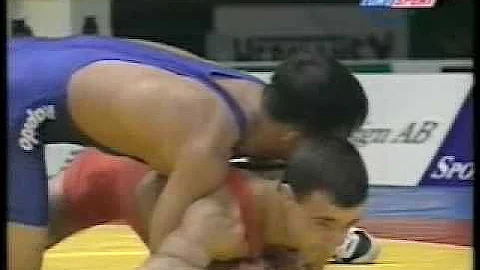 Marian Sandu (ROM)-Kwon Ho Sim (KOR)  54kg