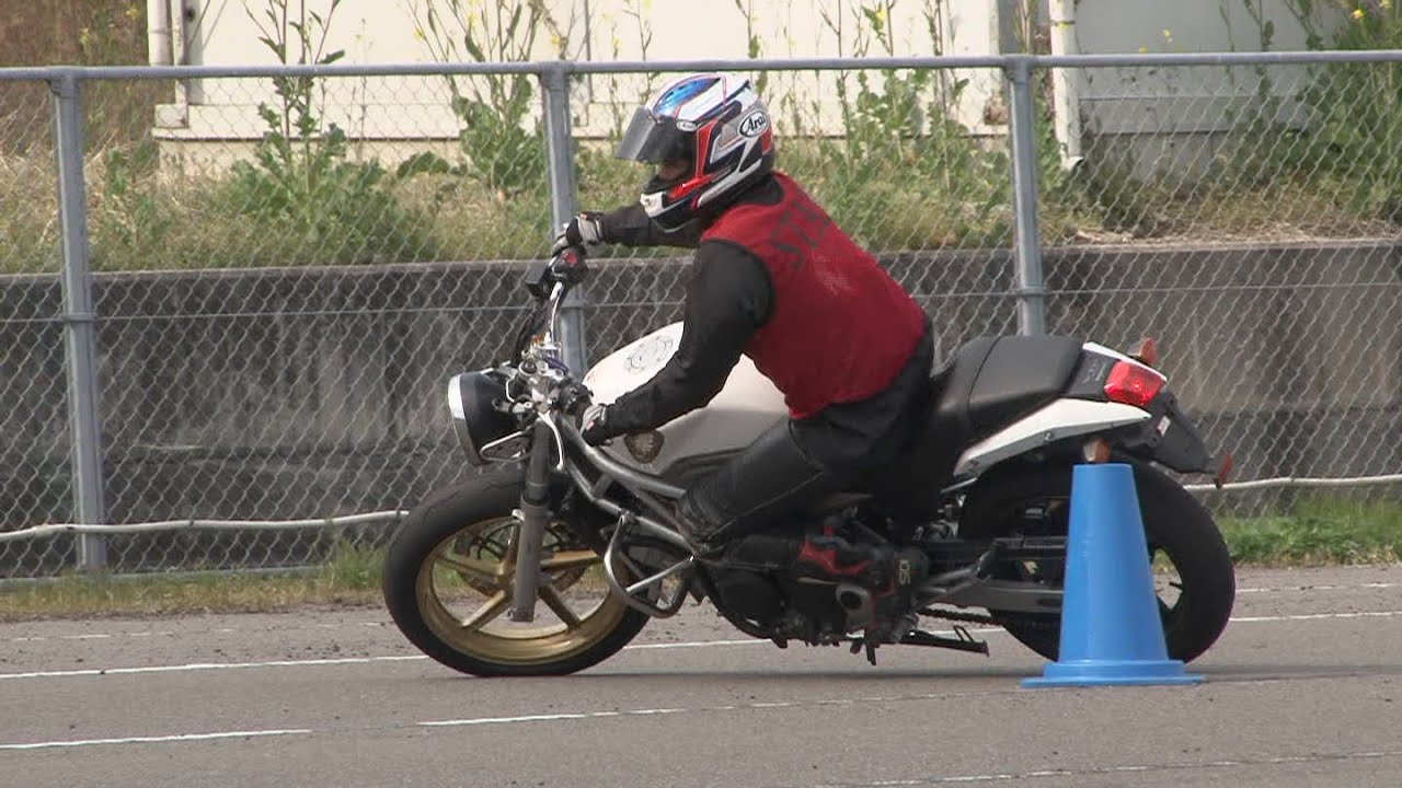 16 3 27 Msgc Moto Gymkhana Training Lady いし子 選手 Vtr250 Youtube