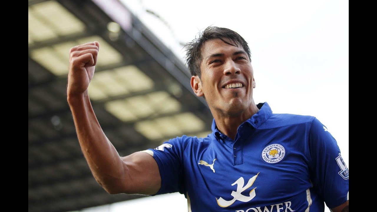 Leo Ulloa Song In The Concourse || Stoke City VS Leicester ...