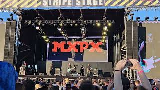 Download Lagu MxPx - Chick Magnet - WWWY2023 (When We Were Young) 22/10/2023 - LAS VEGAS MP3