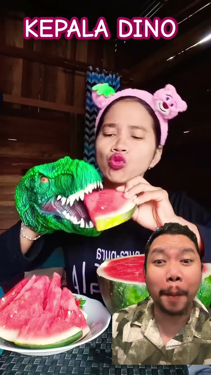 KEPALA DINO MAKAN SEMANGKA!!!?? #funny #watermelon #mukbang #shorts