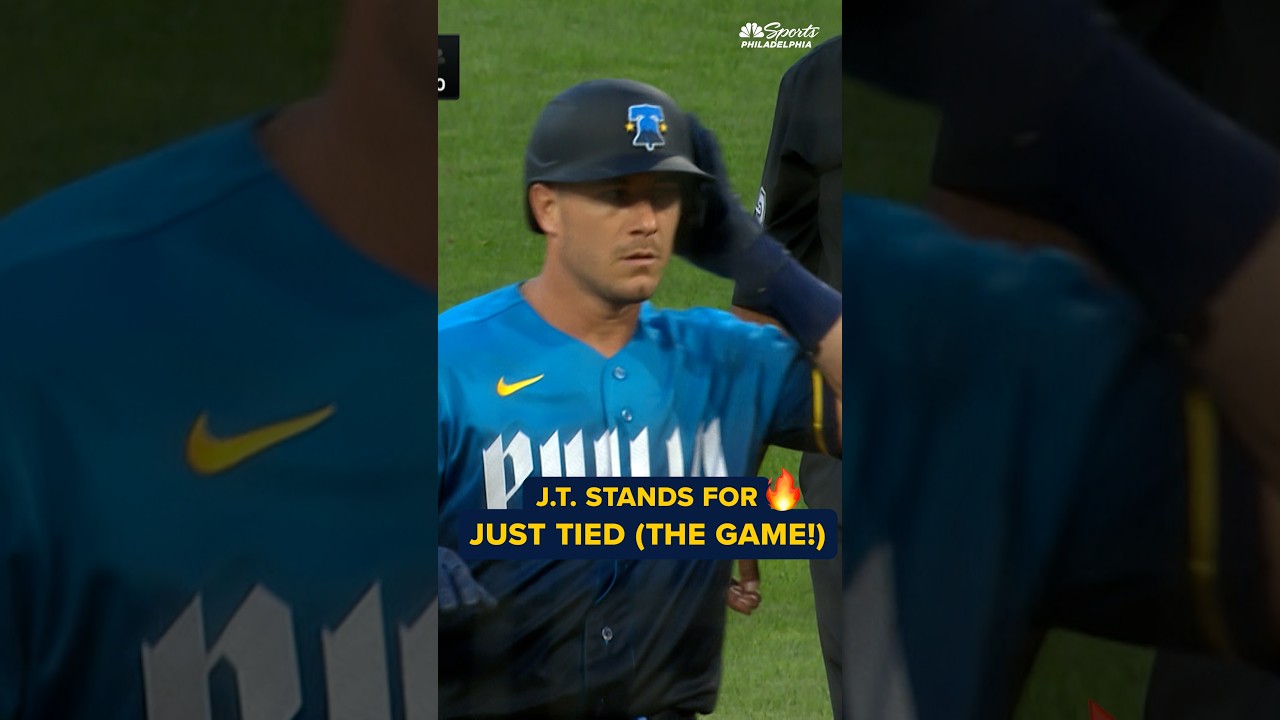 What deficit? Realmuto ties it 😏
