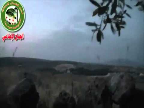 მეამბოხეები ესხმიან თავს