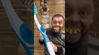 Tom sings mega brush yellow teeth