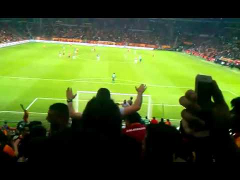 ultrAslan - Kara Kartal Ananın Amı (2016)