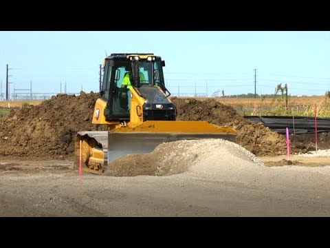 Cat® D4 Dozer | See a Better Bottom Line