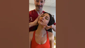 This Italian Dancer Got A Full Body Adjustment W HUGE Neck Crack Satisfying Chiropractic 
