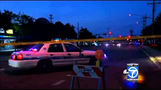 Prince George's County Police search for clues in Suitland homicide