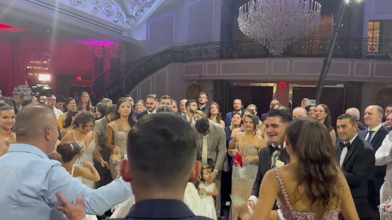 Kenga e Familes Vela