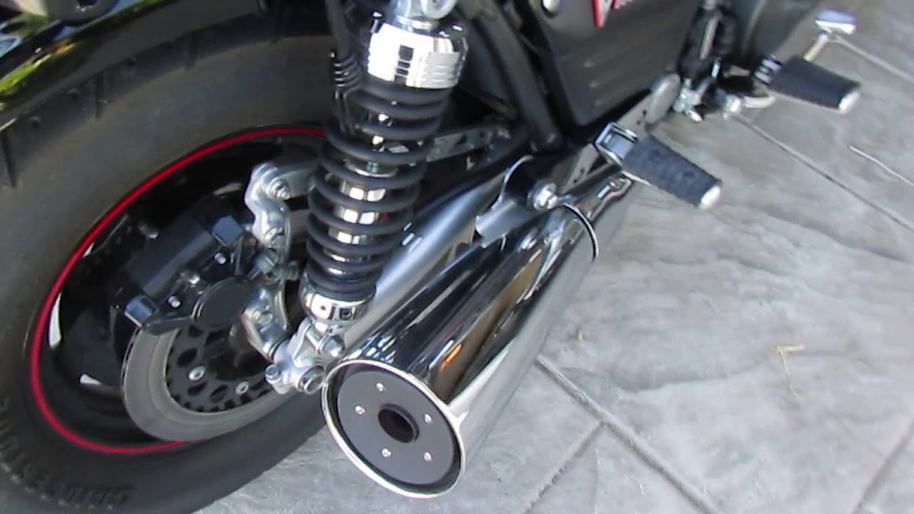 Watch 2006 Yamaha Vmax 2500 miles on YouTube Watch 2006 Yamaha Vmax 2500 miles on YouTube