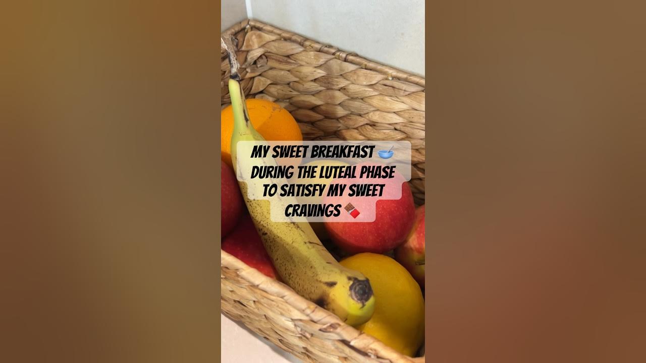 Sweet Breakfast oatmeal With Protein For Luteal Phase Of Your Cycle sweet-breakfast-oatmeal-with-protein-for-luteal-phase-of-your-cycle