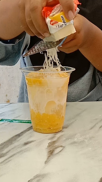 panas panas gini enaknya minum yang segar segar#jualan #jualanminuman #esjagung #cappuccino