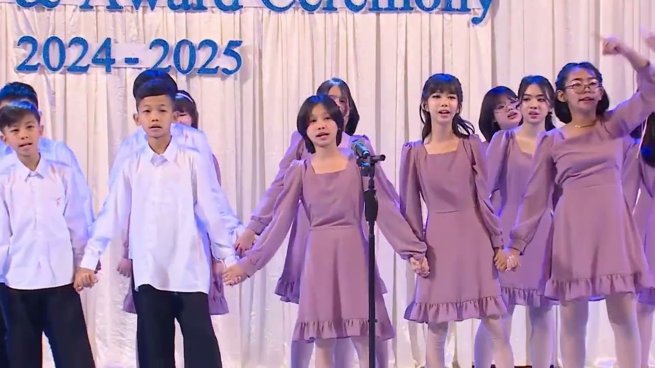 ELC Private School MDY G-5မှ ကျောင်းသား၊ကျောင်းသူလေးများရဲ့ One day သီချင်းဖြင့် သီဆိုဖျော်ဖြေမှု