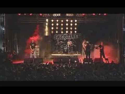 YouTube에서 Die Skeptiker - Pierre und Luce (live FA 2008) 보기