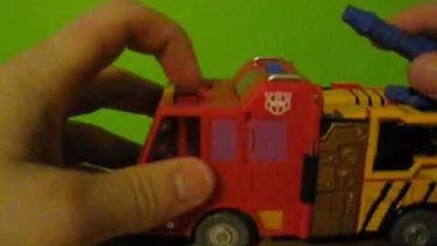 Transformers Botcon 2010 Spark (Pyro) Video Review