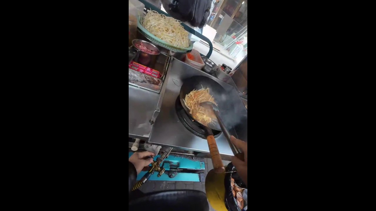 Live streaming of streetfood for Andy哥
