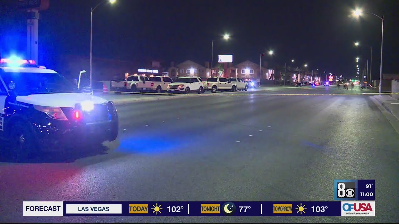 Pedestrian hit, killed in west Las Vegas valley crash - YouTube