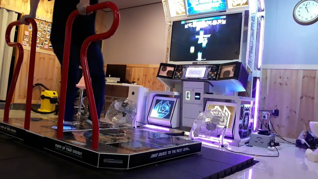 [펌프 잇 업 피닉스] Athena's Shield D20