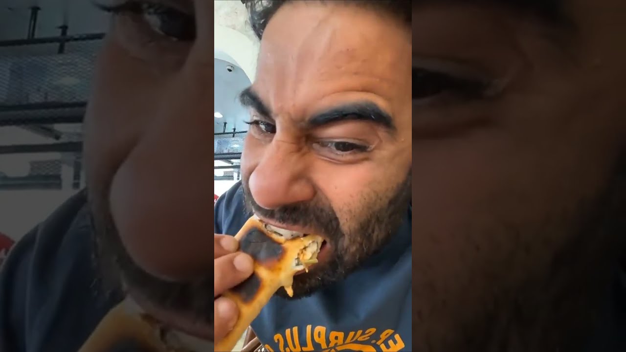 عبودكا في تجربة فروج ابوالعبد (لبناني الأصل)🍗تكملة باقي اللوحة الفنية😍