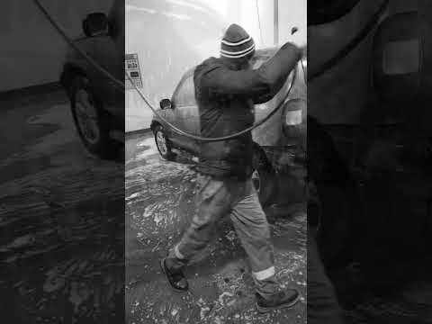 Нива Шевроле на мойке #нива #хочуврекомендации #мойкаавто #шевроле