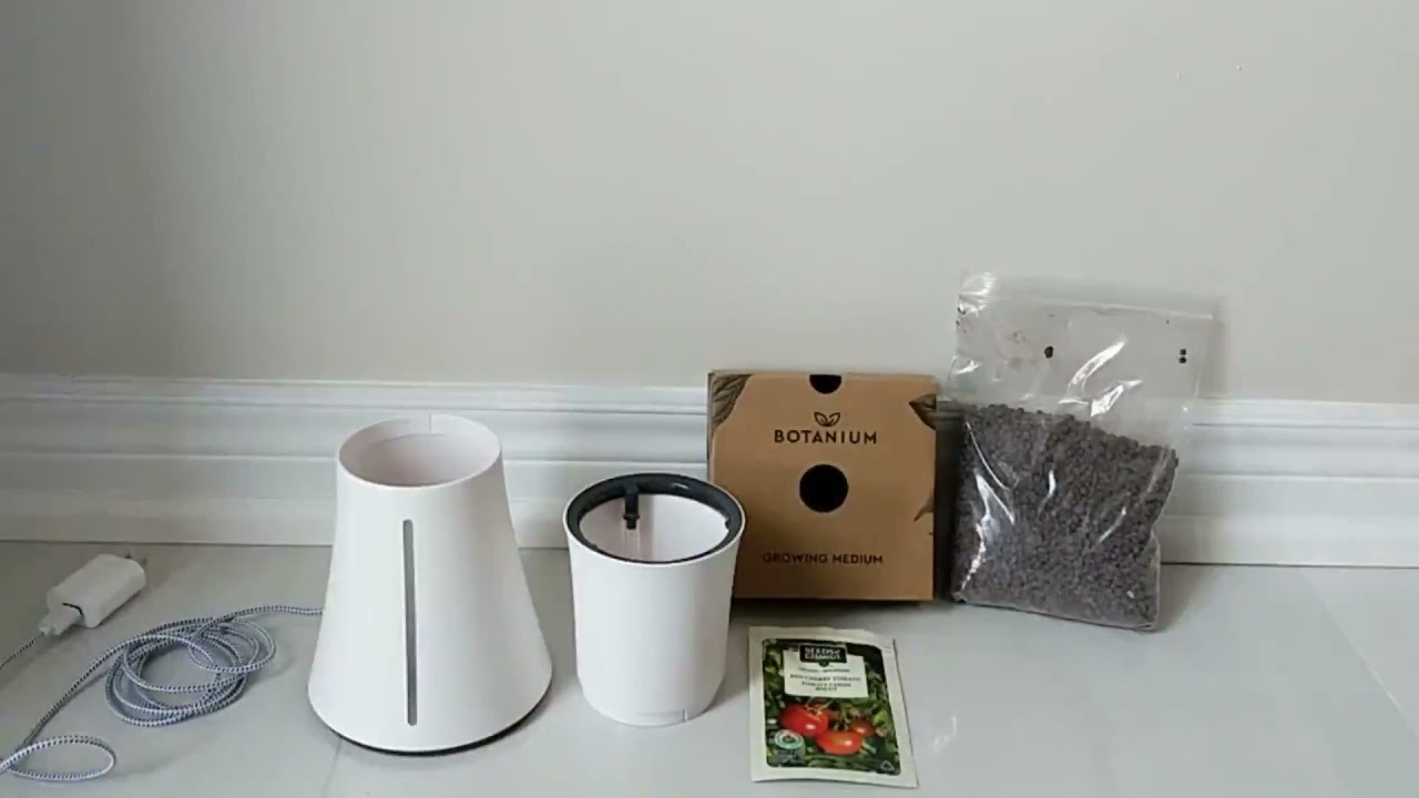 Botanium - Easy 5-Step Setup - Grow Herbs/Vegetables - Self-Watering & No Soil