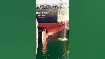 A day in the shipyard #ship #maritime #shipping #marine #vessel #sea #floating #seaman #sailor