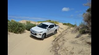 Mitsubishi Triton 4DI-D Double cab 4X4 Super Select automatic - soft sand  dune driving in Vleesbaai screenshot 3