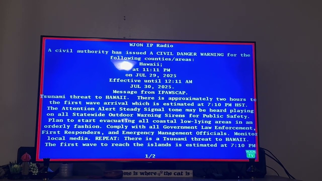 CIVIL DANGER WARNING 2 HOUR WARNING TSUNAMI THREAT TO HAWAII - SIRENS SOUNDING