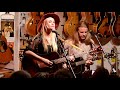 Sofia talvik  big sky country  live in berlin at berlin guitars