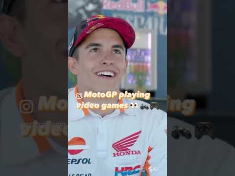 2017 #MotoGP Stars playing video games ?️?