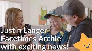 Justin Langer facetimes Archie with exciting news about cricket