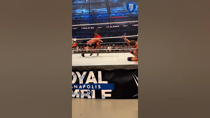 Speed ​​receives the Spear from Bron Breaker #shorts #wwe #royalrumble #bronbreakker #ishowspeed