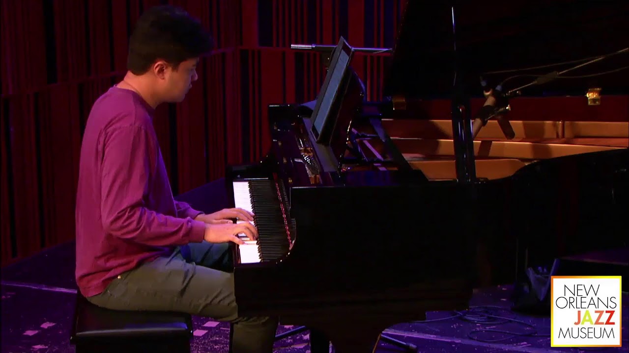 New Orleans Music Fridays with Simon Lott's Clouds