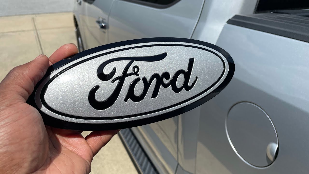 Custom Painted FORD Emblem! #meandcarkeys #fordemblem 