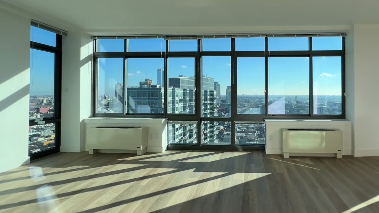Long Island City Apartment Tour: 4720 Center Blvd - Unit 