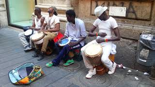NAPLES STREET DRUMMERS by Christopher Sykes 742 views 6 years ago 3 minutes, 40 seconds
