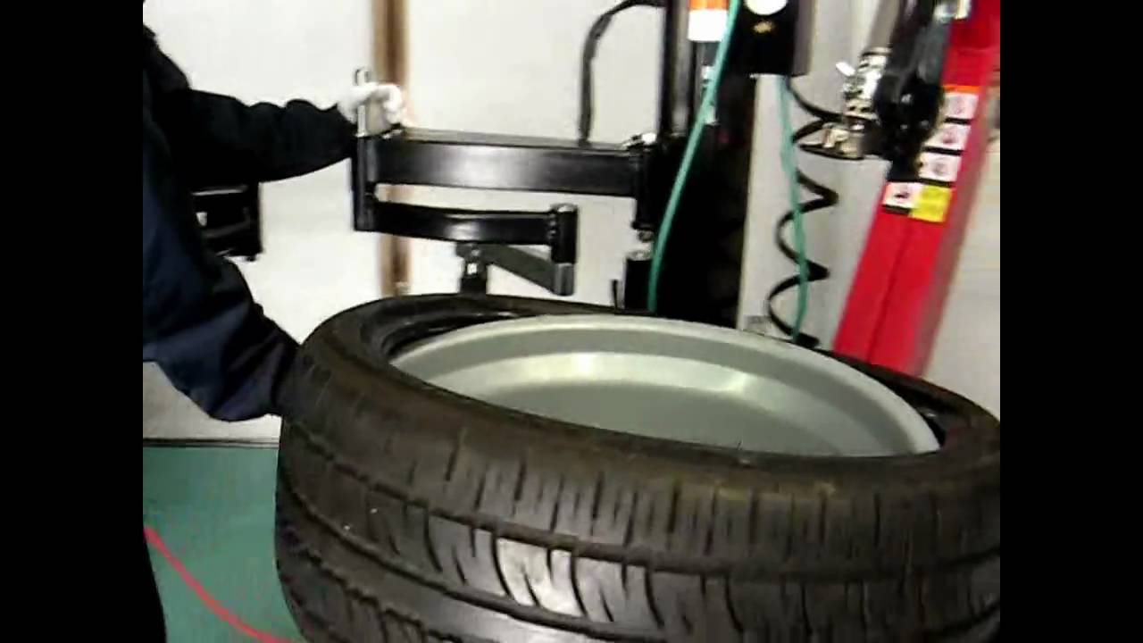 タイヤチェンジャー レバーレス QXの最新機能 - YouTube
