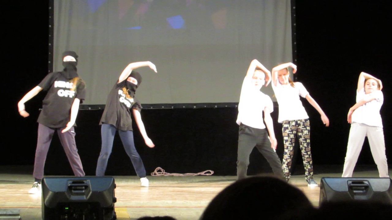 Прикольный простой танец для ребят клуб импульс Лысьва - YouTube