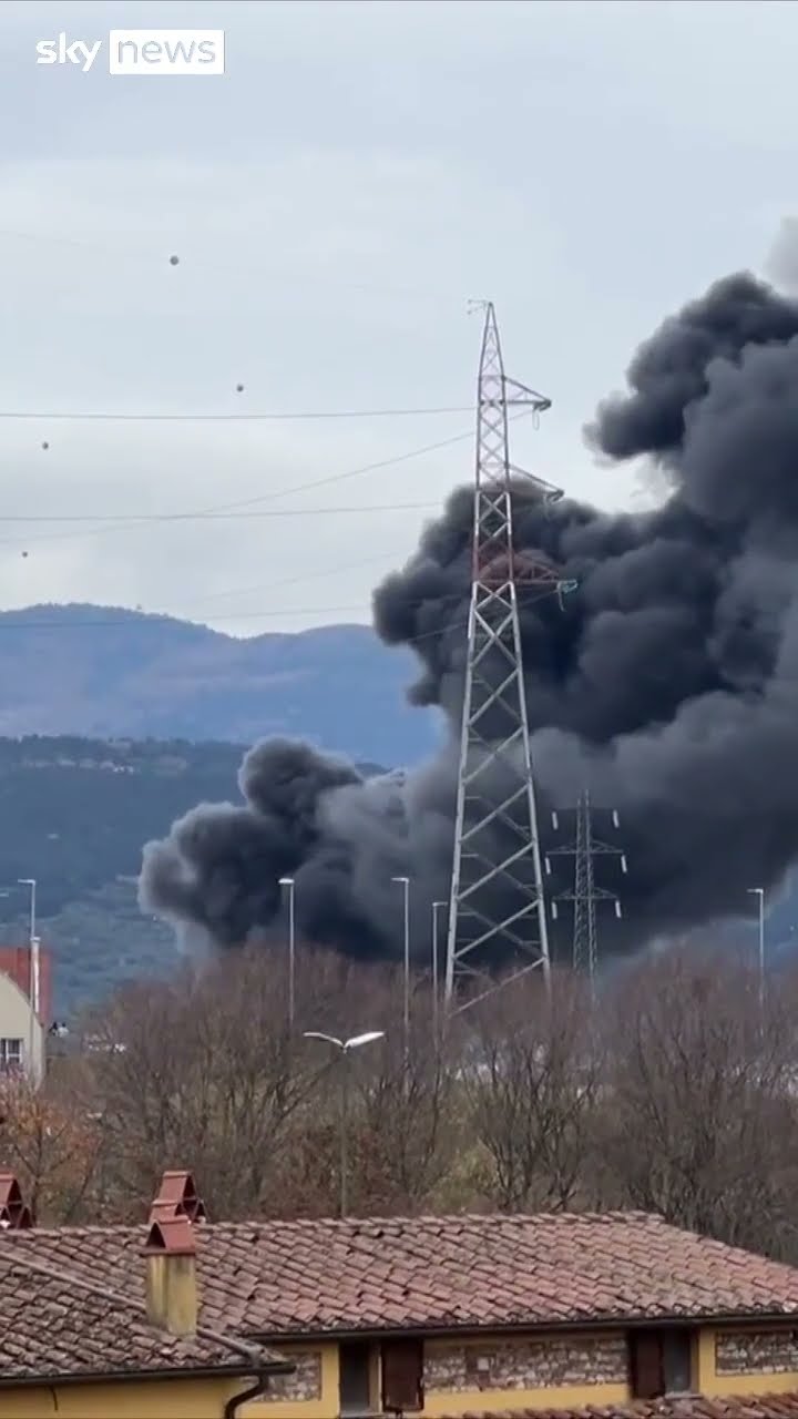 Huge fuel depot blast