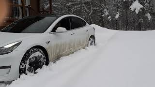 Snow chaîne modèl 3 tesla