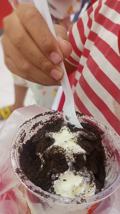 Review Es Cream Momoyo Oreo, Bubuk OREO nya Banyak #shorts