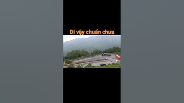 bác tài xế ôm cua đèo hải vân , video chi tiết trên kênh youtube @NBGReview #shorts