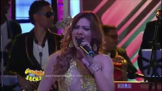 Divas By Jiménez - Es Ella Más Que Yo Live