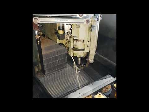 CHIRON FZ 22 S (2000) Vertical Machining Center