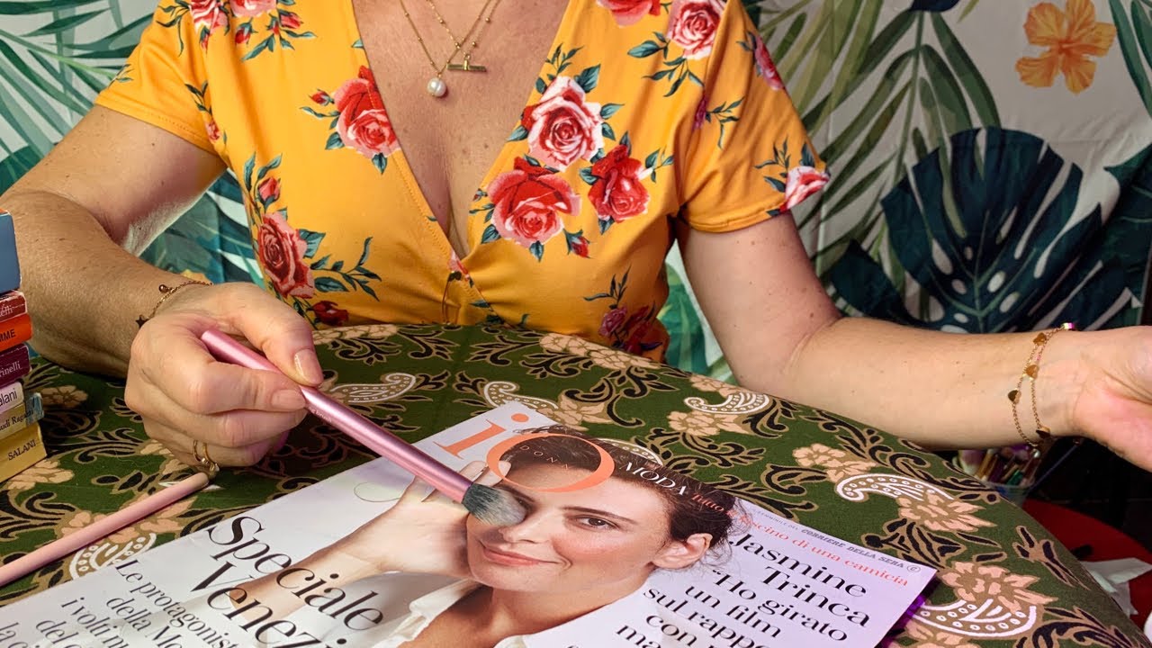 ASMR: 💄TRUCCO Jasmine Trinca con le NUOVE PALETTES! Page flipping, Whispering