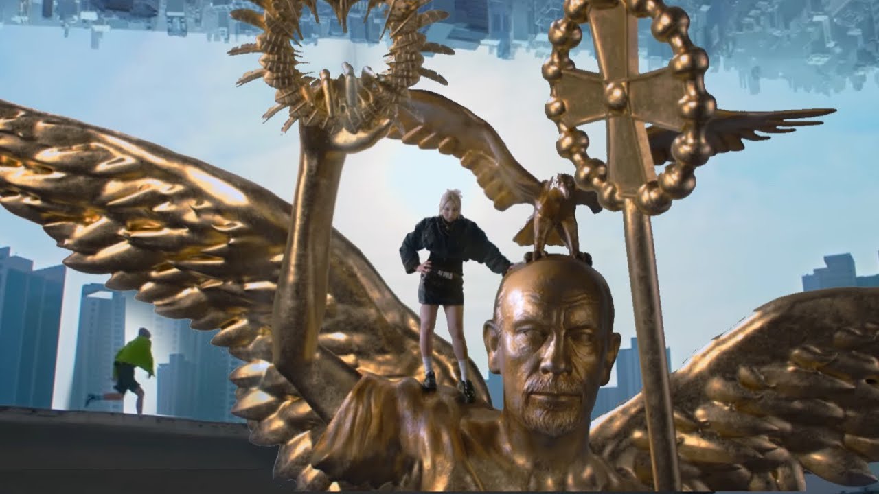 Stray Kids & CL — Spicy Maniac (Mashup)