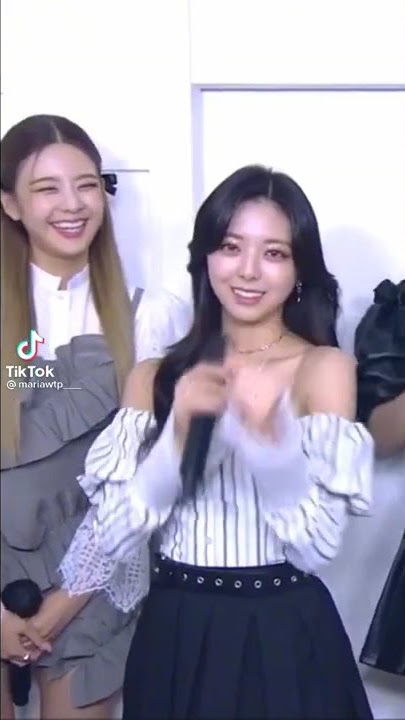 yuna silently judging sunghoon lmao😭😭 sunghoon X not shine🥲😂😭 #enhypen #itzy