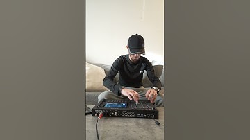 Easy finger drumming with akai mpc live 2. - cbmuze #akai #mpc