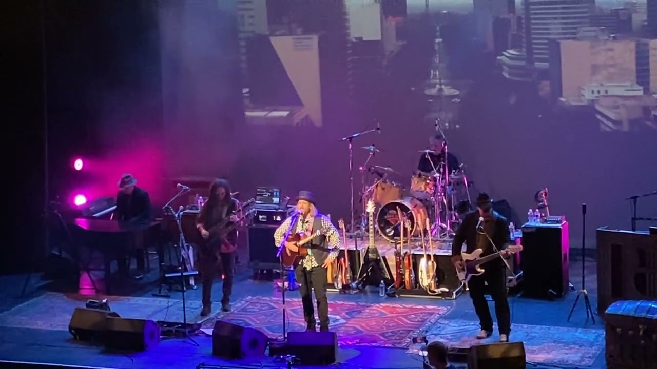 Free Falling ~ Free Falling #tompetty #tribute #cover #live #fitzgerald #theater #stpaul #minnesota